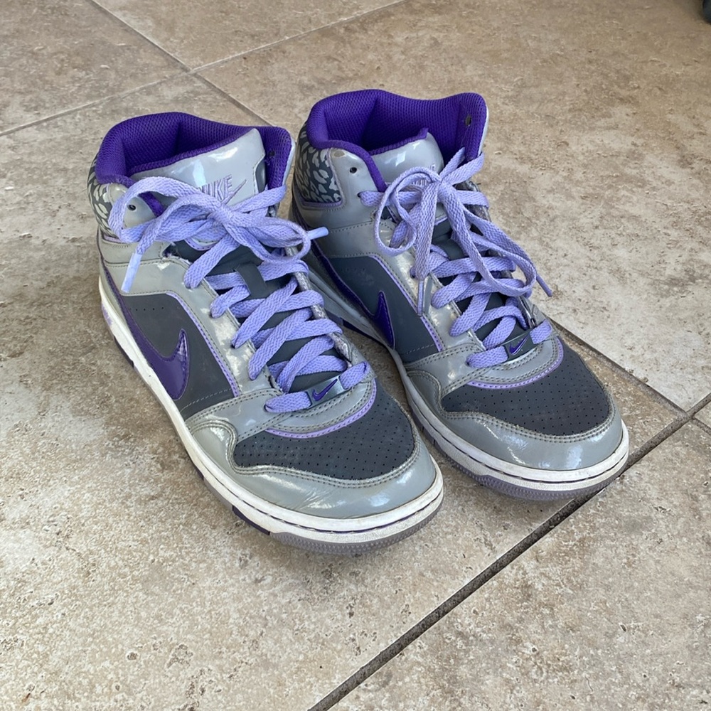 Nike Prestige 3 High top women’s shoes